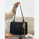 کیف اسکارف دار زنانه دخترانه دوشی دستی کد ۳۴۲